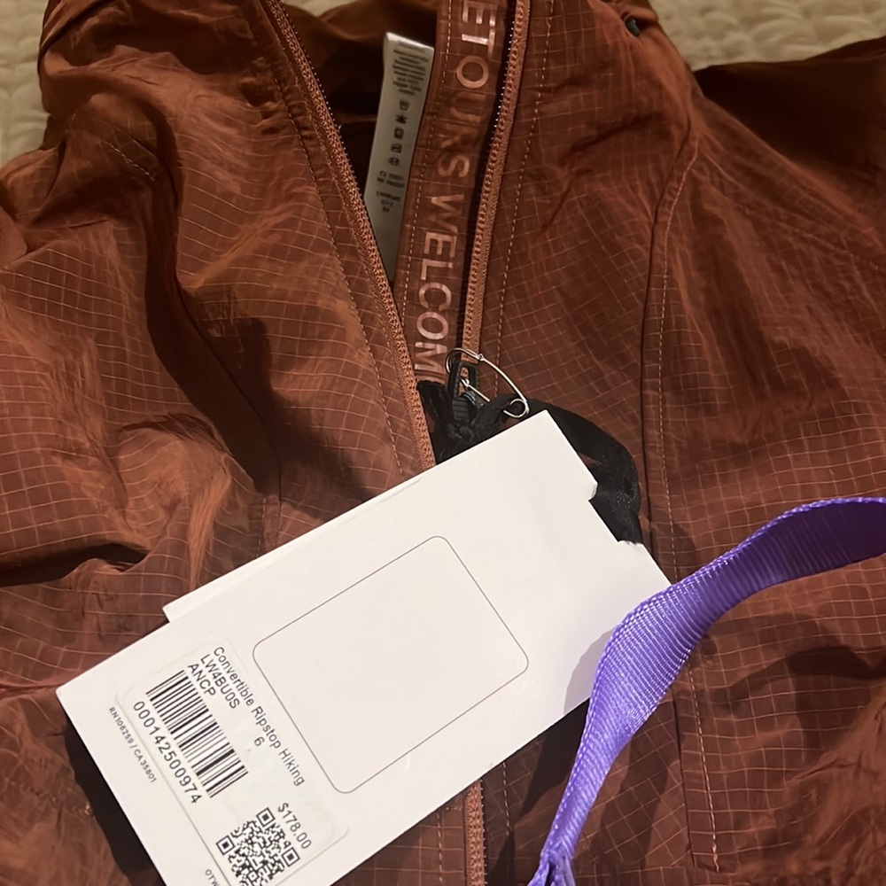 Lululemon jacket - Picture 6 of 15